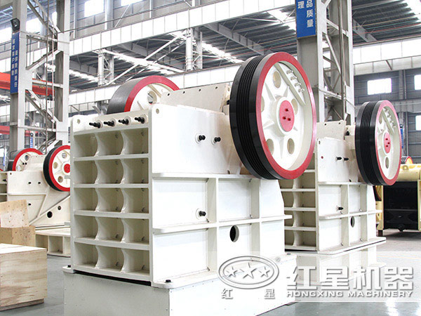 礦山輪式流動(dòng)破碎機(jī)