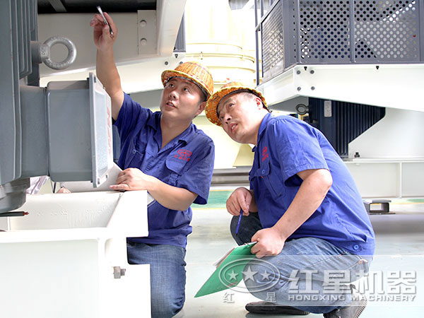 磨粉機(jī)廠家技術(shù)人員認(rèn)真幫助調(diào)試、安裝