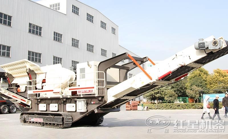 小型履帶石頭破碎機(jī)匠工于心，環(huán)保達(dá)標(biāo)，不怕污染