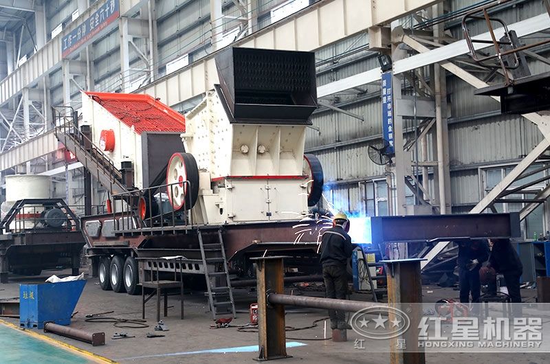 時產(chǎn)150噸建筑垃圾移動破碎機(jī)，可定制
