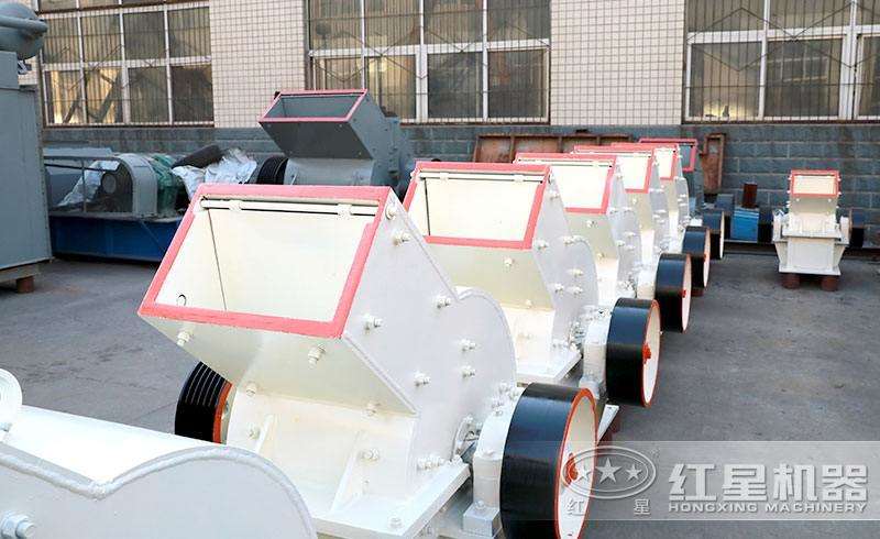 小型錘式破碎機廠家，現(xiàn)貨提供，可到場帶料免費咨詢