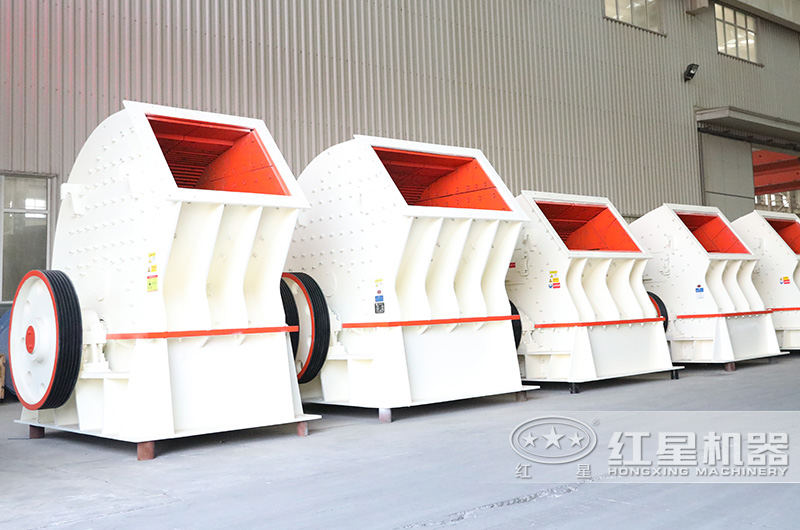 錘式破碎機(jī)，時(shí)產(chǎn)可達(dá)3200噸