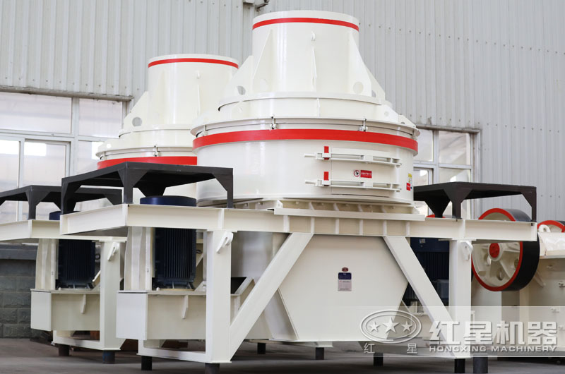 直通沖擊式制砂機(jī)，體積小，適用于中小型廠家